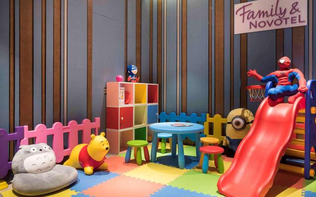 Novotel Ningbo East