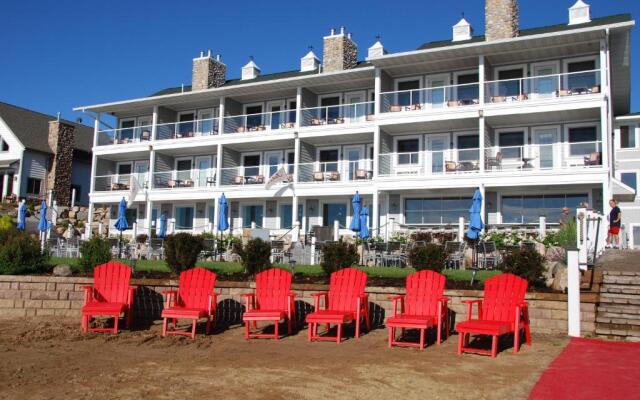 Quarterdeck Resort & Restaurant