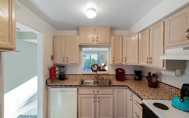 Sitting Pretty 2 BR by Casago