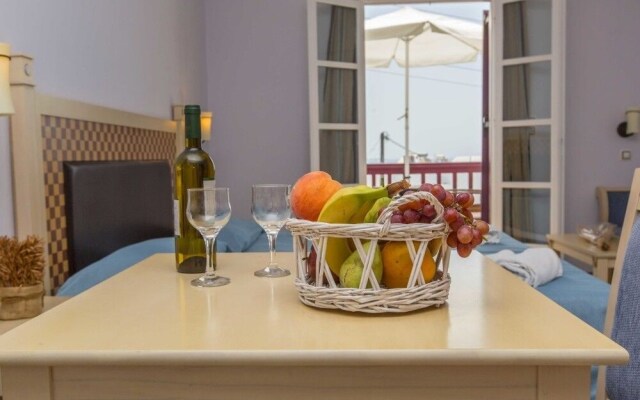 Pyrgos Beach Studios
