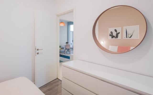 Modern 2 Bdr Spacious Apartment