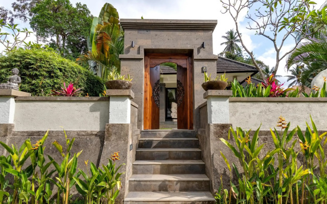 Suara Air Luxury Villa Ubud