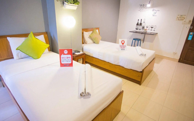 NIDA Rooms Charoenrat Bangklo Boulevard at Howard Square