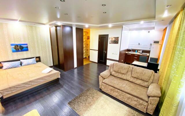 Апартаменты Байкал на улице Декабристов 38