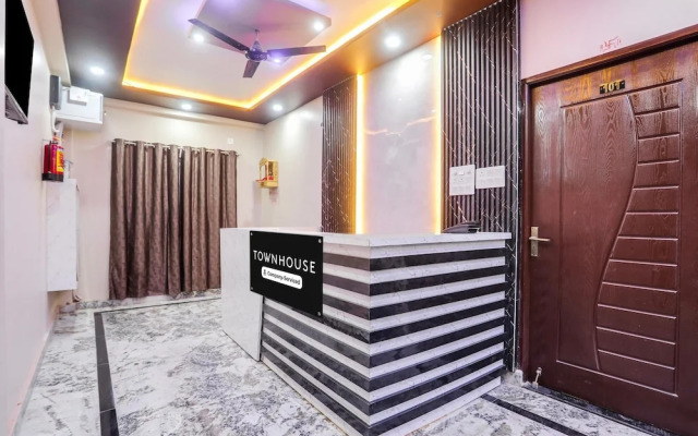 Super Townhouse Ghunghrani Street Godowlia