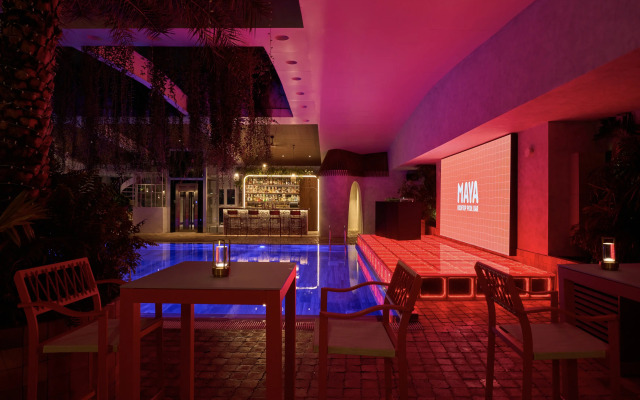 Silverland May Hotel
