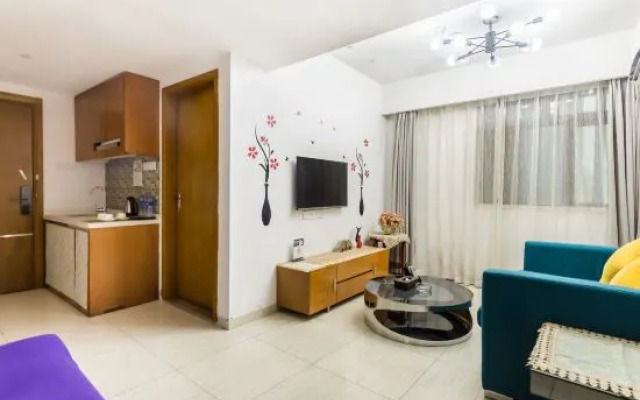 Guangzhou Sun Yat-sen University First Hospital Dongshankou Subway Yumi Boutique Apartment