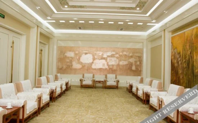 Ze Lin Hill-view Hotel