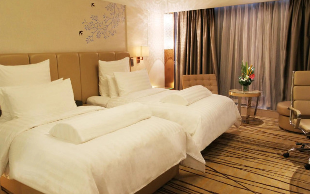 Pullman Linyi Lushang
