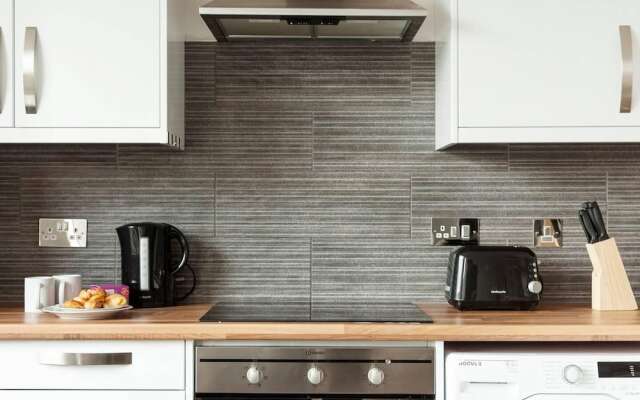 Sparkling Clean 2BR City Centre Apartment