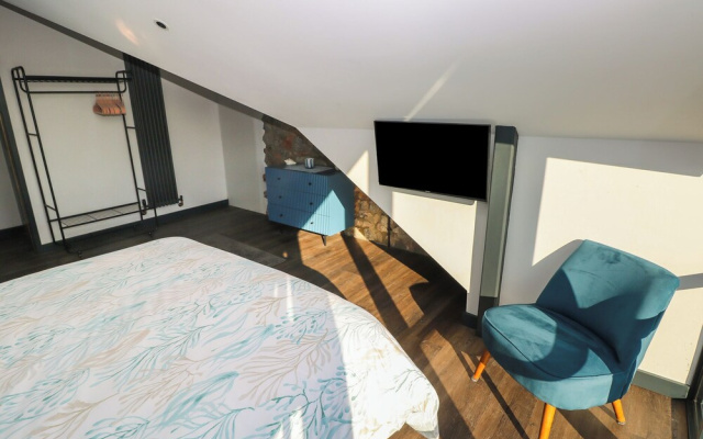 11 Brython Place