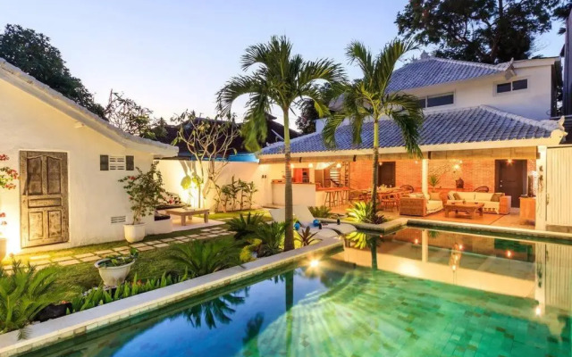 Villa Madura DREAM 3bdrs Central Seminyak