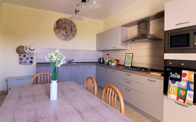 Peaceful Haven With Stunning Views Close to sea
