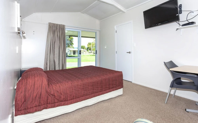 Harbourside Holiday Park