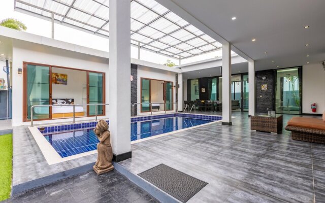 4 Bedroom Modern Pool Villa BL10