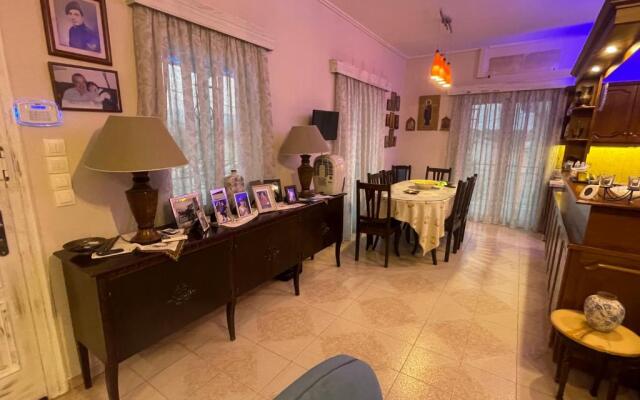 Efis guest house near Nafpaktos-Fully Equipped Home