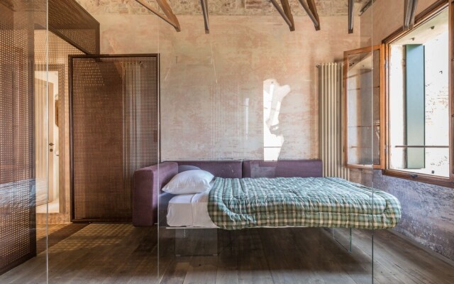 Exclusive House in Asolo Art and Design