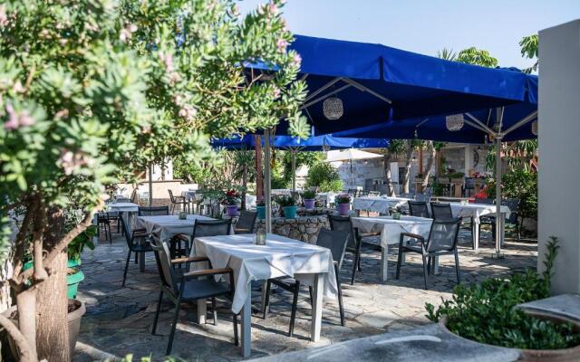 Akti Suites