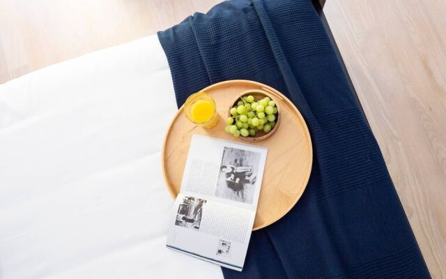 Modern Terrace Apartment Rentexperience