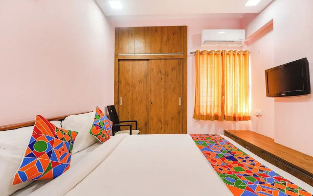 Fabhotel Hathvik Park