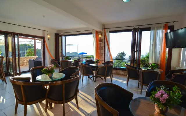 Palates Village Hotel