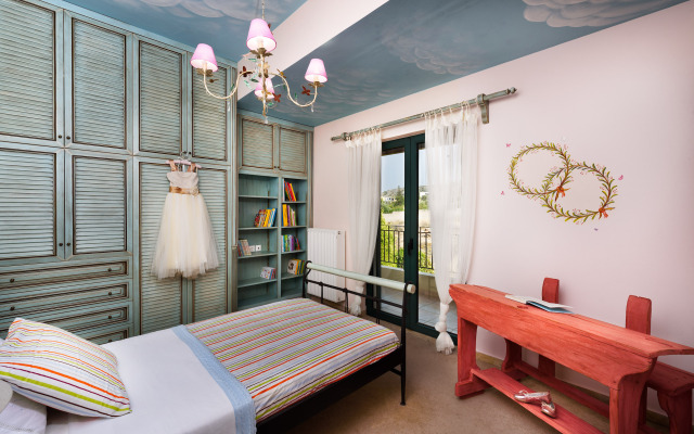 Luxury Villa Golden Crest With Private Swimming Pool