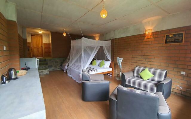 Ayubo Ella - Bed & Breakfast