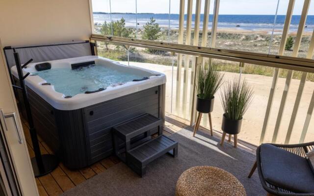 Marina Resort A5