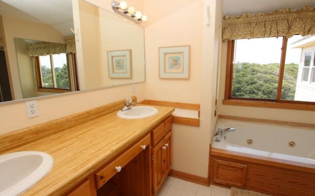 Break Away Sandcastle - 5 Br Home