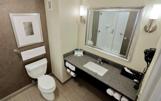 Holiday Inn Express Hotel & Suites Batavia - Darien Lake, an IHG Hotel