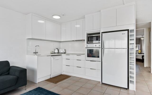 Mylos Holiday Apartments