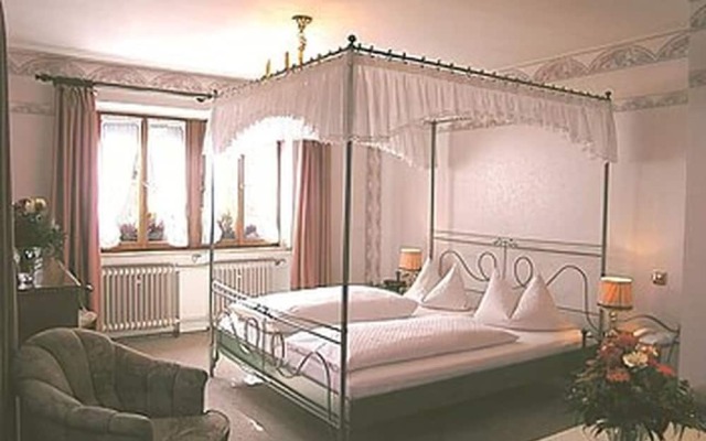 Burg-Hotel Relais du Silence