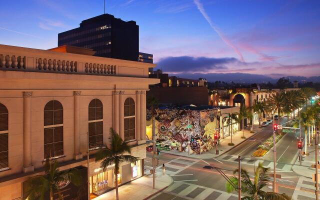 Luxe Hotel Rodeo Drive