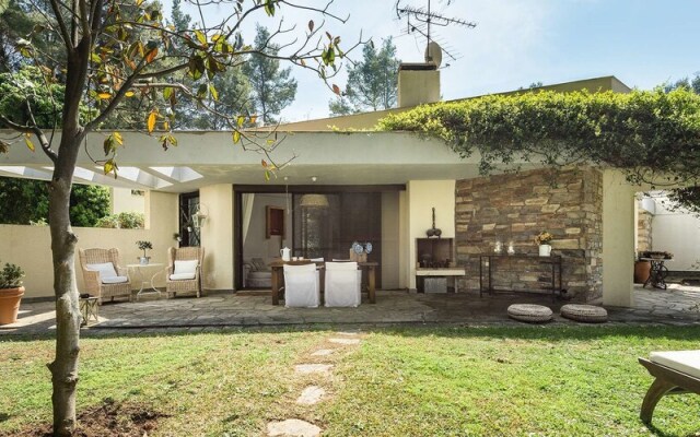 Coelo Shared Pool Villa, Sani