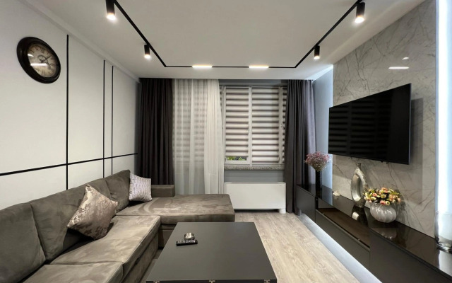 Pushkin street, 2 bedrooms Stylish, Beautiful apartment PU580