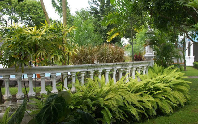 nDalem Ngabean Bungalow Yogyakarta