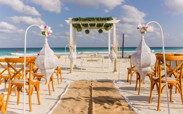 Park Royal Beach Cancún - Все включено