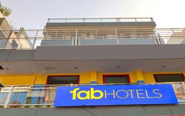 Fabhotel F9 Kirti Nagar