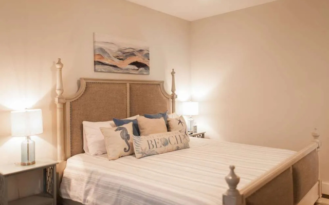 Getaway by Silver Sands Vacation Rentals