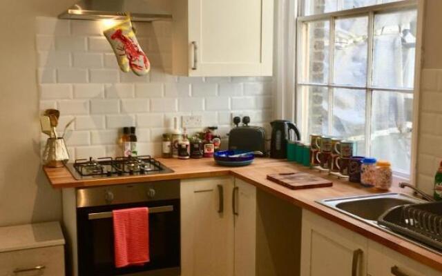 Bright Apartment in the Heart of St Leonards