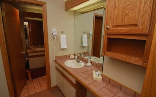 Ski Run by Key to the Rockies