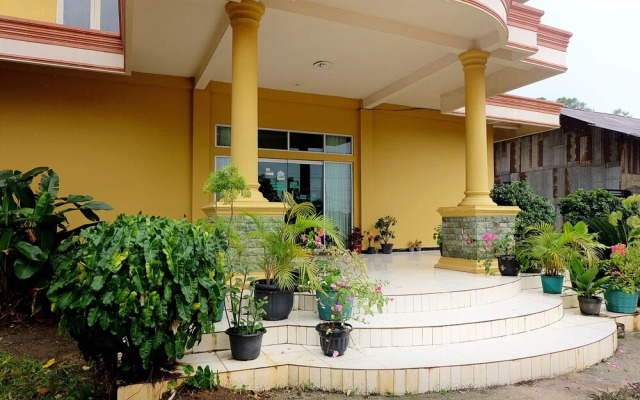 OYO 1426 Assyifa Hotel