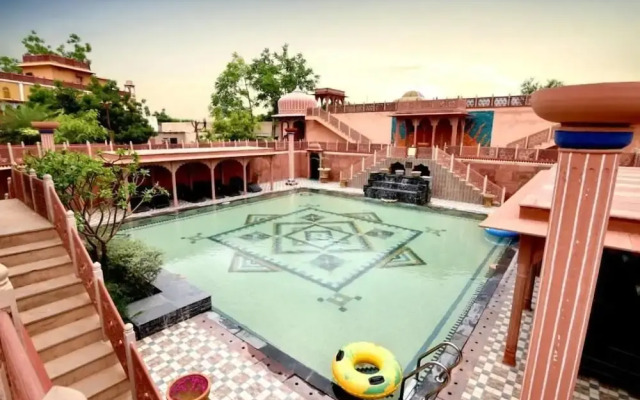 Chouki Dhani Resort