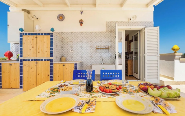 3769 Tenuta La Cornola by Barbarhouse