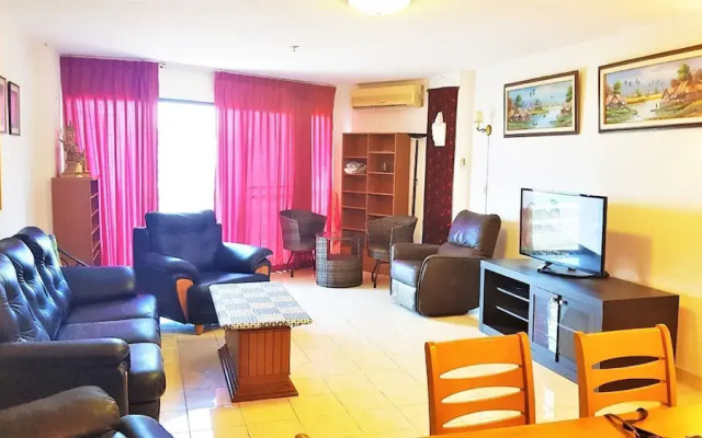 Sea View 1 bed Apartment