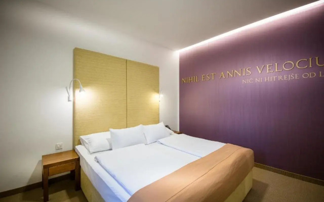 Rimske terme - Hotel Zdraviliški Dvor