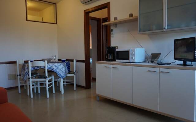 Flat in a Building With a Beautiful Pool - Beahost