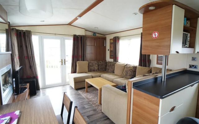 3 Bedroom Caravan at Manor Park Hunstanton