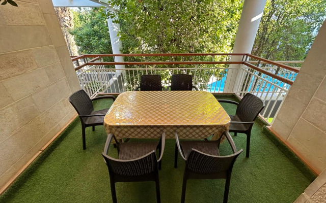 Royal Park - Paul's Place