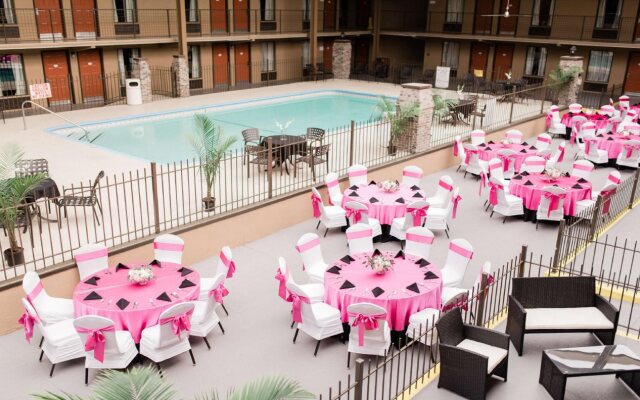 Baymont Inn & Suites Knoxville I-75